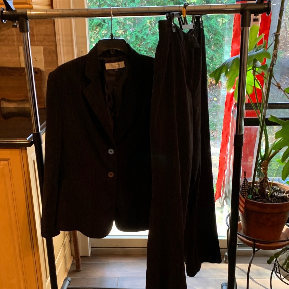 Women’s Tahari Arthur Levine 18 Pinstriped Suit